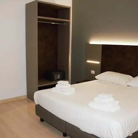 Domus Dea Roma By Trinita Hotel Exterior photo